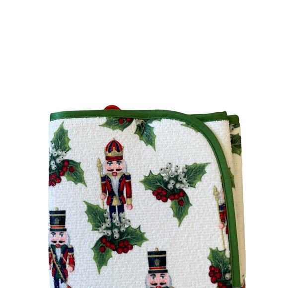 2pc Mint & Ivy NUTCRACKER Kitchen Drying Mats 16x19 Reversible Christmas Holiday - Picture 12 of 12